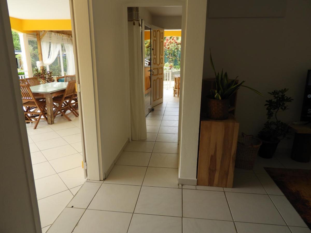 Apartamento Ti Kaz A Patou, Au Coeur De L'Ile. Baie-Mahault Exterior foto